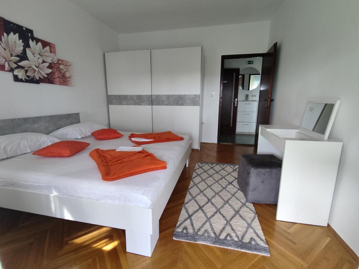 Apartment Teresa With Big Terrace Dramalj Криквеница Екстериор снимка